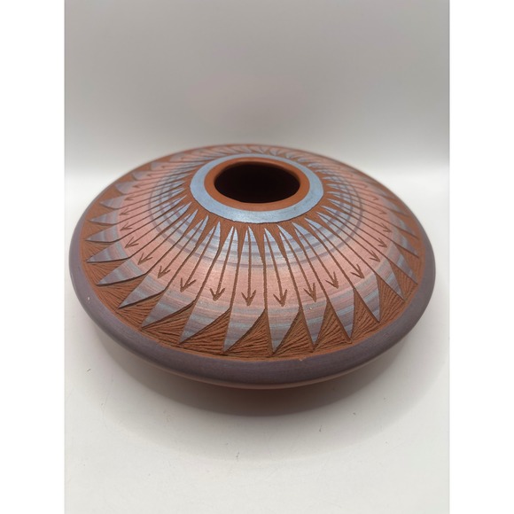 T. Phillips Other - T Phillips Navajo Seed Pot Native American Etched Red Clay Pottery Signed